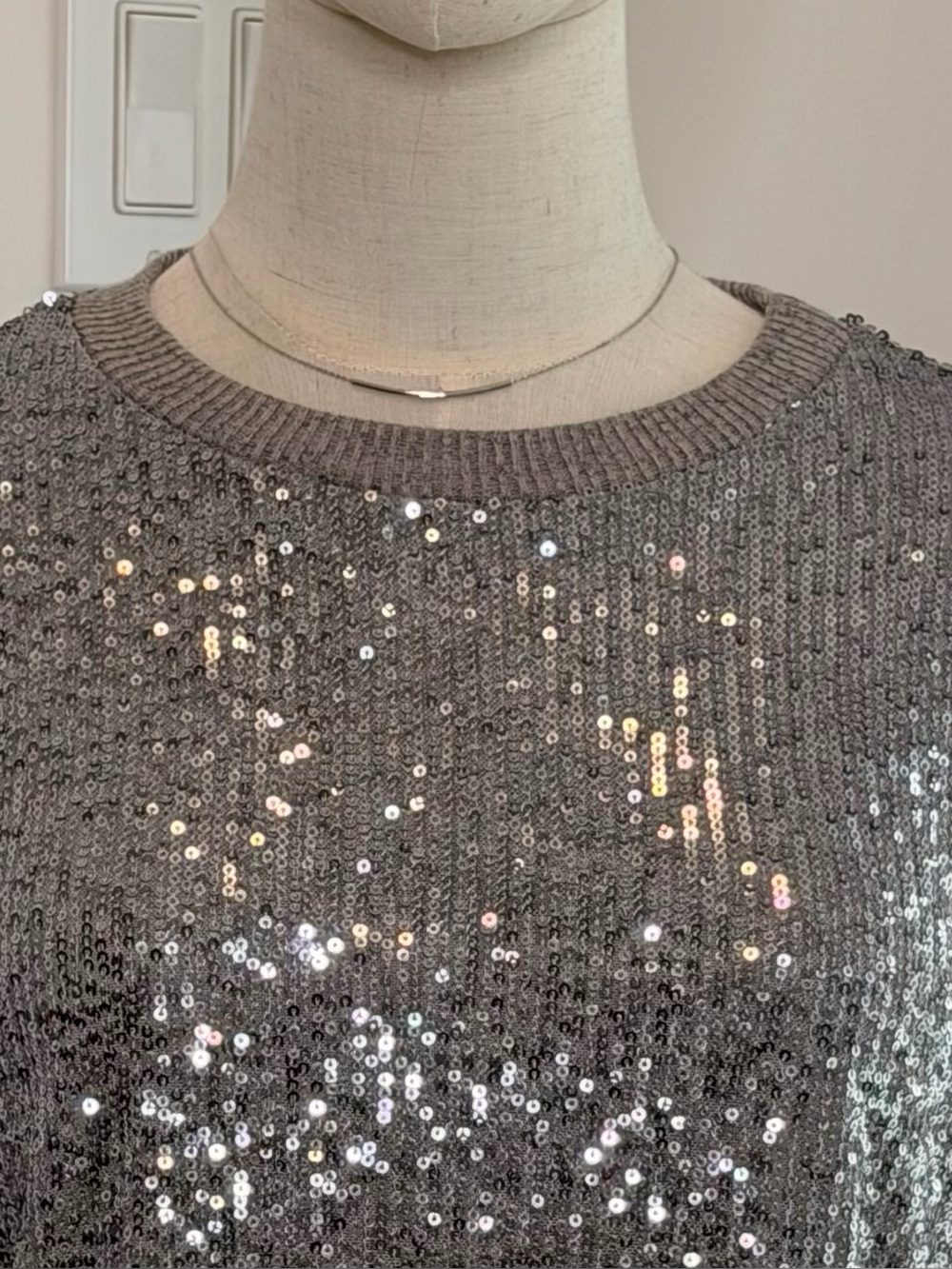 Sanctuary Silver Sequin Pullover Sweater Top Medium - Picture 4 of 11